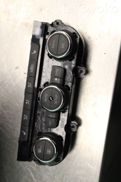 Seat Leon (5F) Climate control unit 