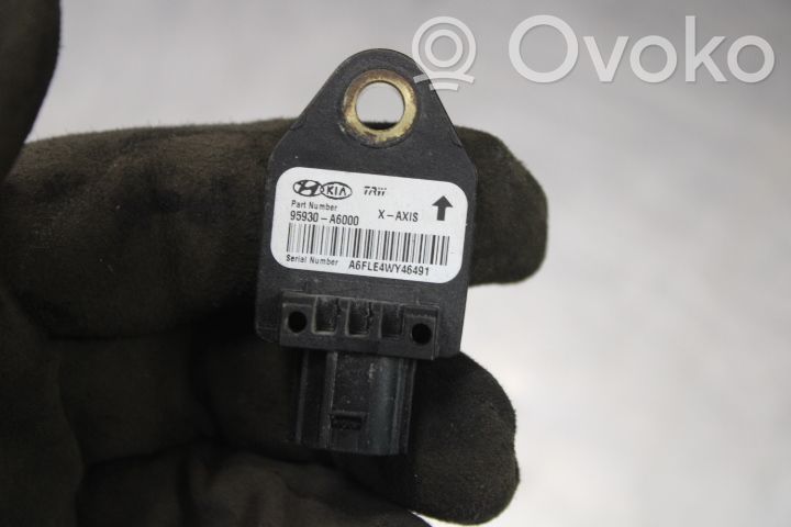 Sensor impacto/accidente para activar Airbag   95930A6000