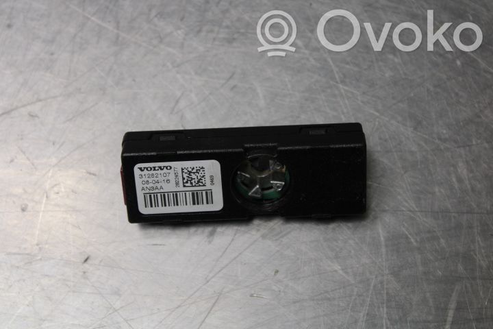 Volvo V40 Cross country Antenna autoradio