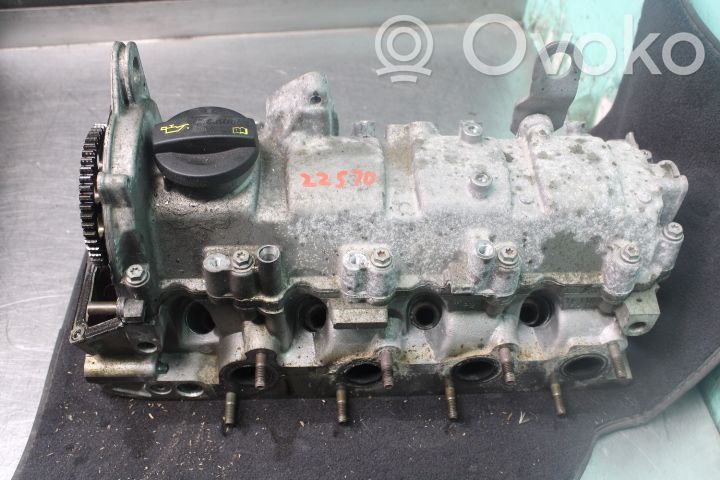 Volkswagen Beetle A5 Engine head 