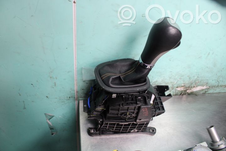 Gear shifter/selector   00609288240