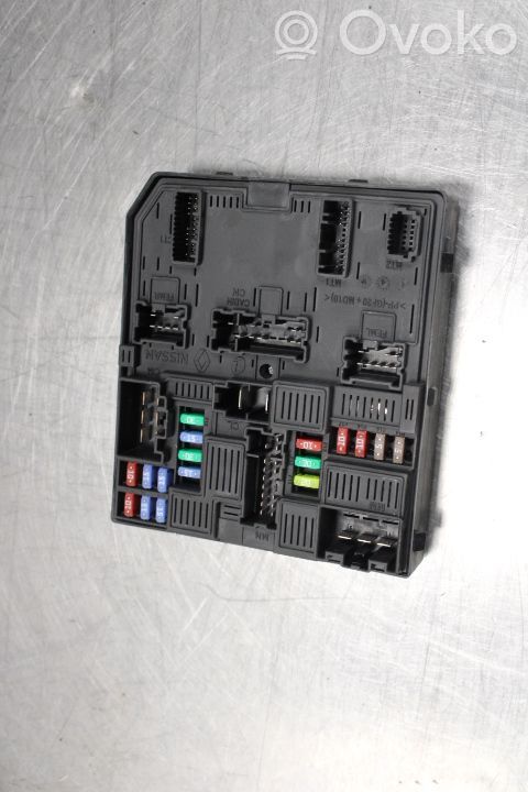 Fuse module   284B66727R