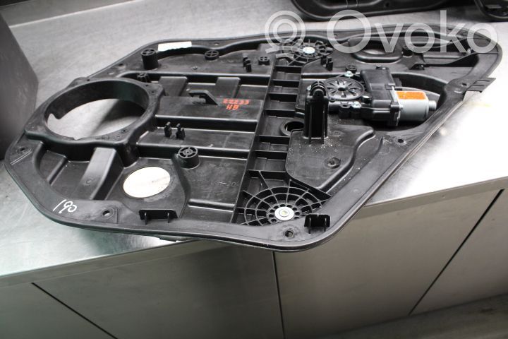 Regulador de puerta trasera con motor