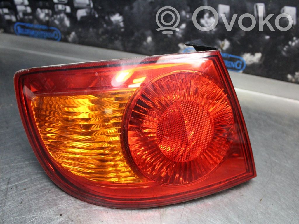 Hyundai Elantra Lampă spate în caroserie