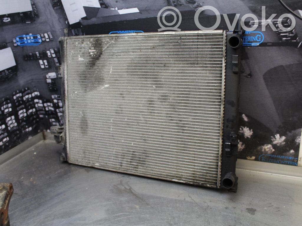 Opel Vivaro Radiator lichid răcire 