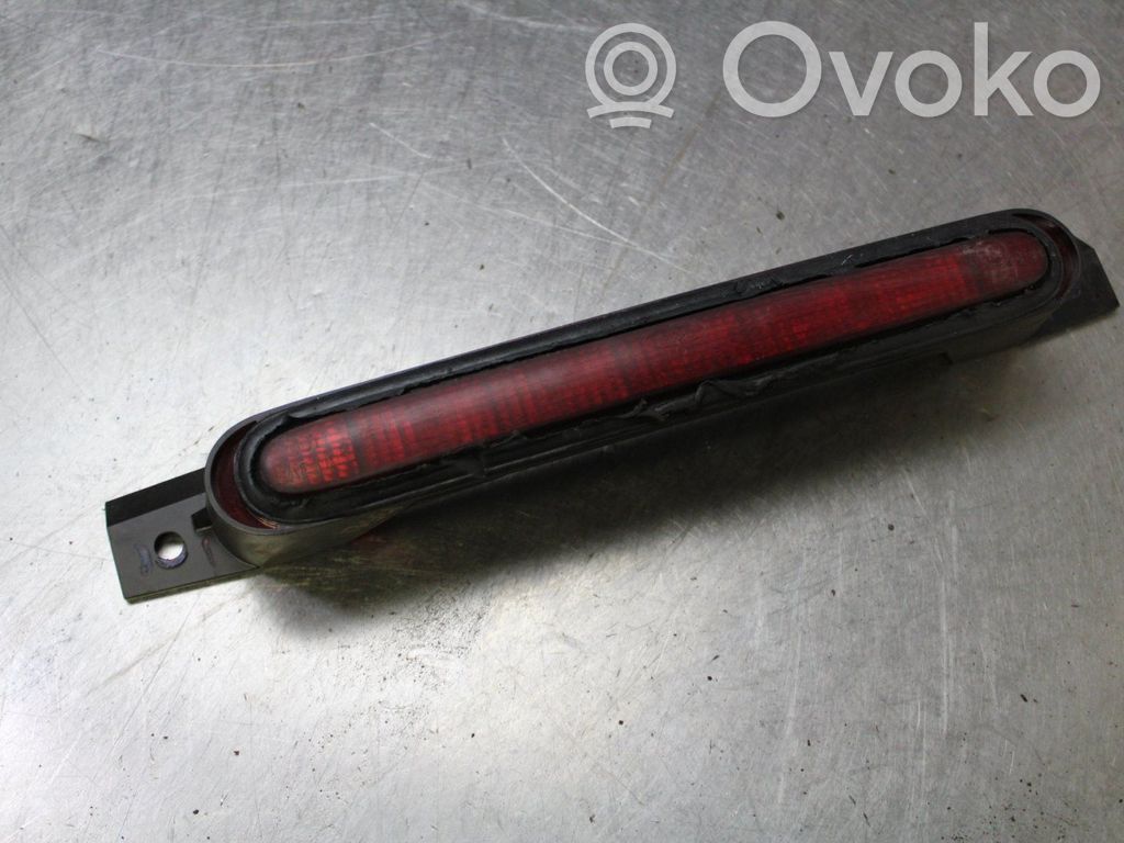 Ford Focus Third/center stoplight 