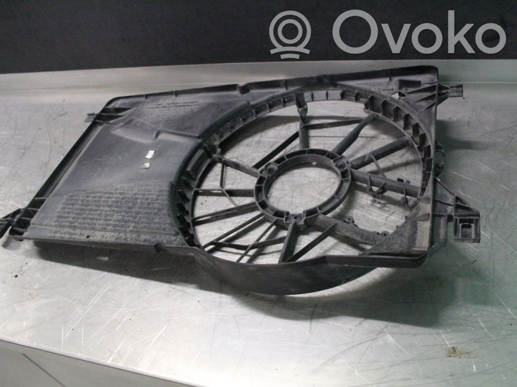 Ford Focus Aro de refuerzo del ventilador del radiador