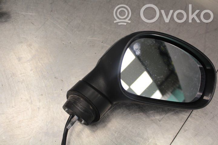 Seat Leon (1P) Etuoven sähköinen sivupeili