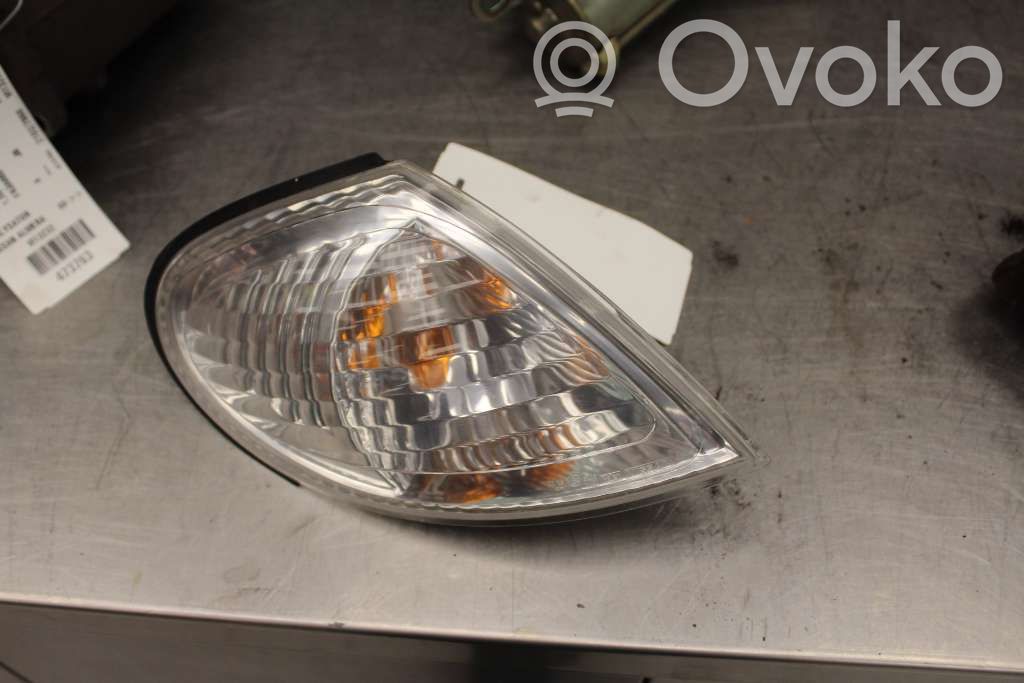 Nissan Almera N16 Frontblinker