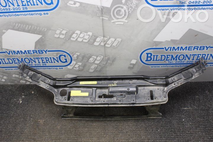 Volvo S60 Staffa del pannello di supporto del radiatore parte superiore 