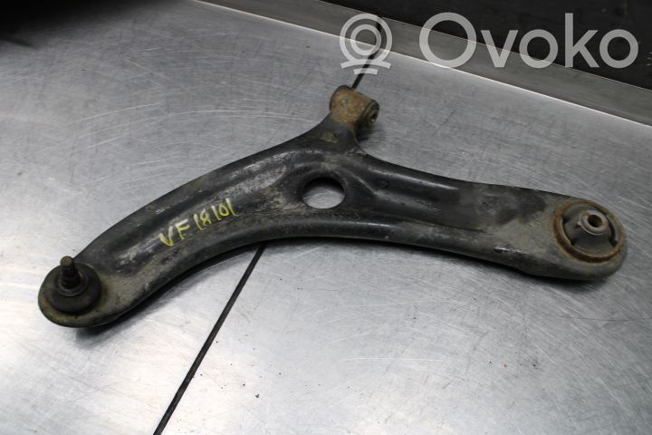 Hyundai i20 (PB PBT) Braccio di controllo sospensione anteriore inferiore/braccio oscillante 