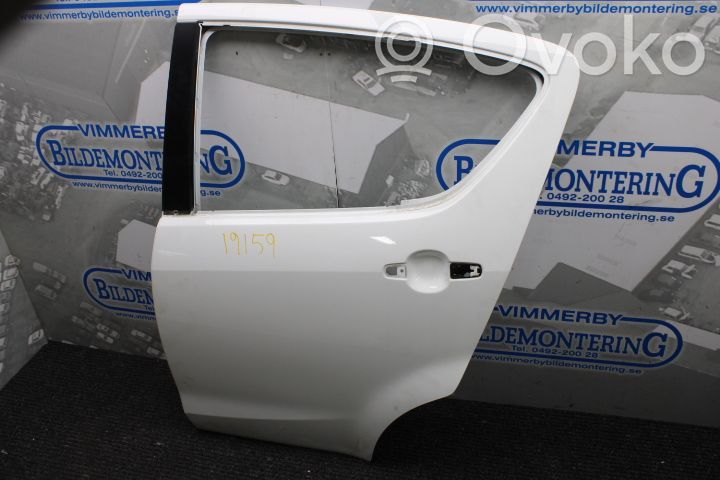 Suzuki Splash Galinės durys 