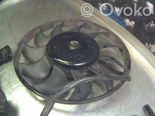 Volkswagen PASSAT B5.5 Ventilator electric răcire radiator 