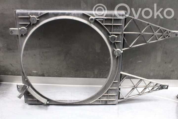 Skoda Roomster (5J) Suport ventilator radiator 