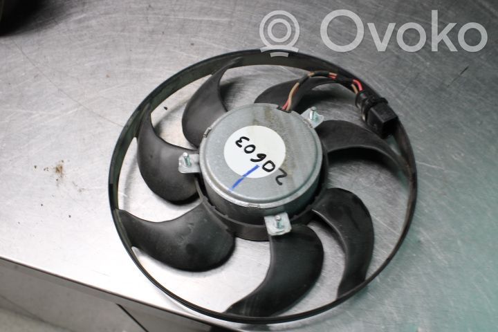Volkswagen Touran II Ventilator electric răcire radiator 