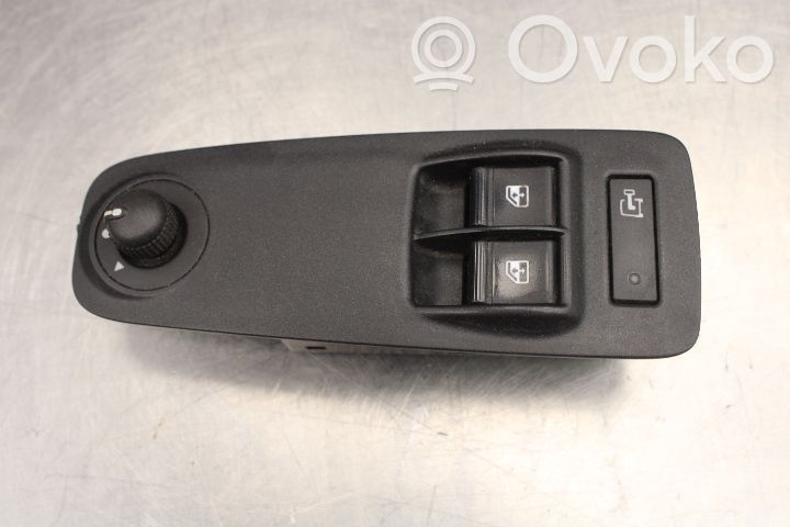 Interruptor del elevalunas eléctrico   30171287
