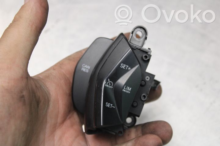 Ford Transit Steering wheel buttons/switches 