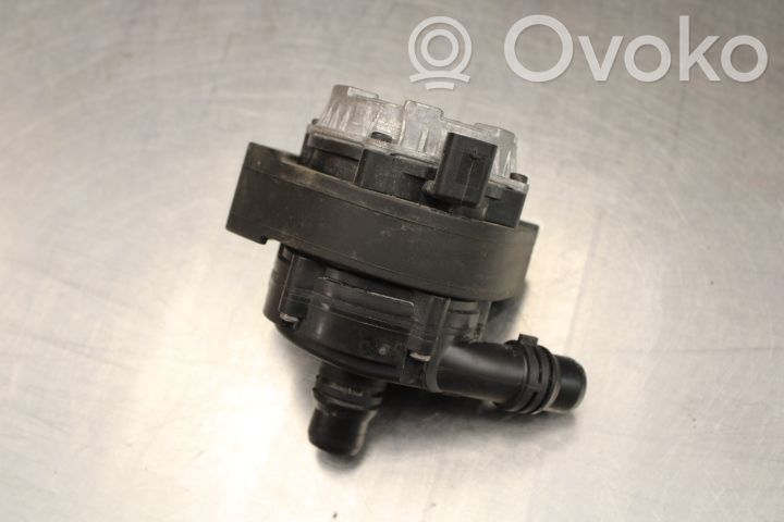 Peugeot 3008 II Pompe de circulation d'eau 