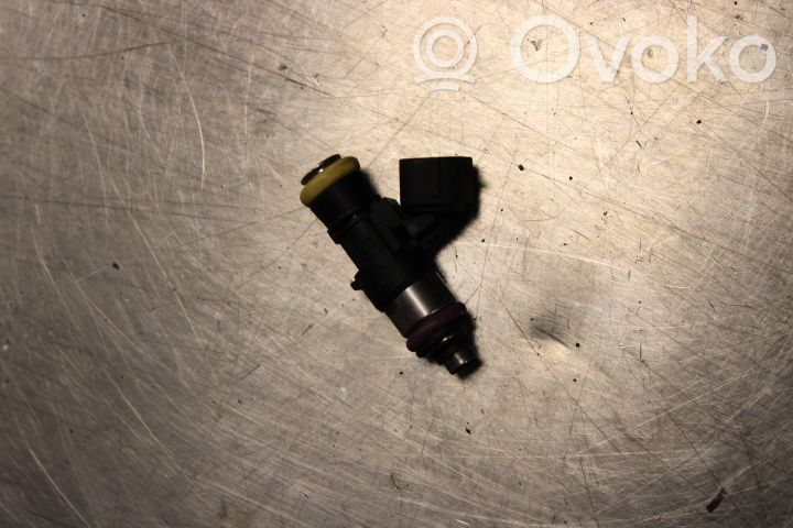 Injector combustibil   0280158867,5802206677