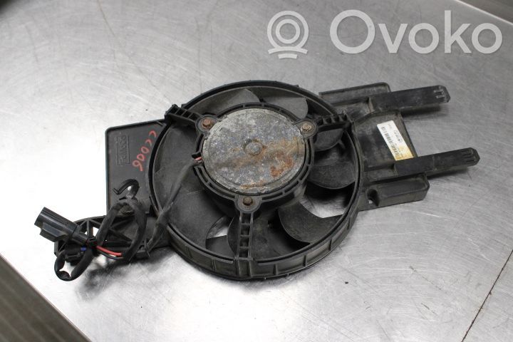 Ford Focus Ventilatore di raffreddamento elettrico del radiatore 