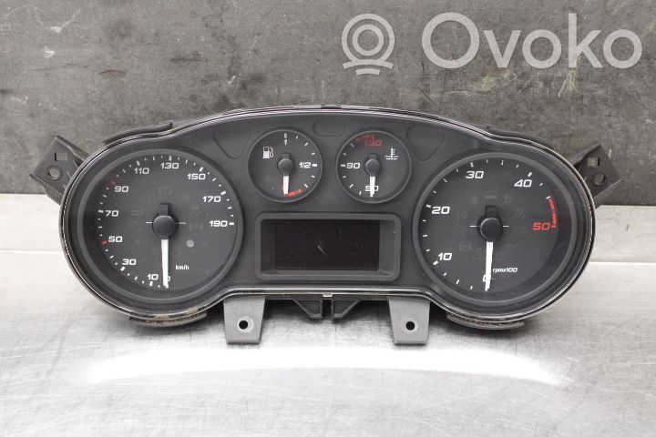 Iveco Daily 6th gen Licznik / Prędkościomierz 