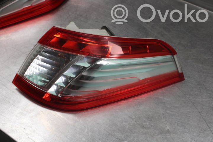Lampa tylna