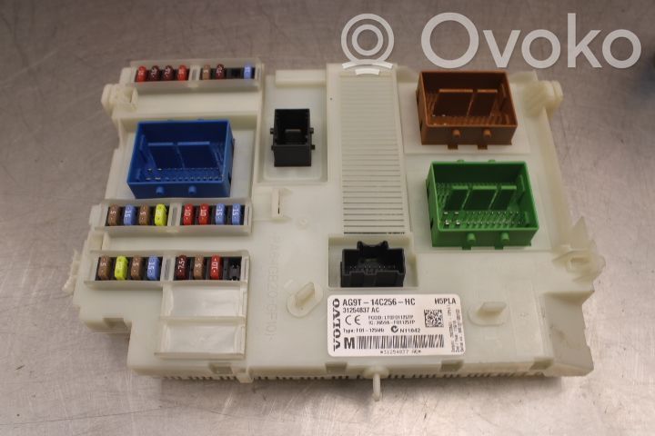 Volvo V70 Modul siguranțe 