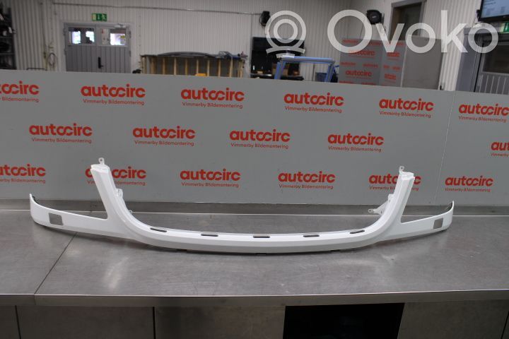 Maskownica / Grill / Atrapa górna chłodnicy   A9066200124