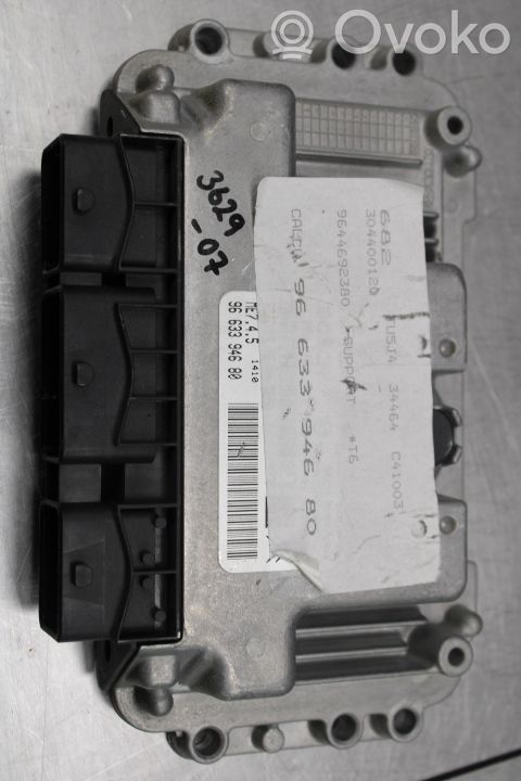 Unité de commande / module d'injection   9663394680