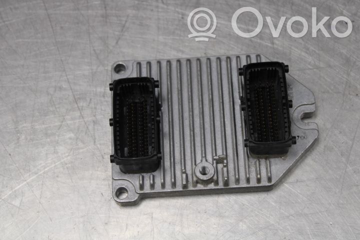 Unidad de control/módulo de la inyección   09146052