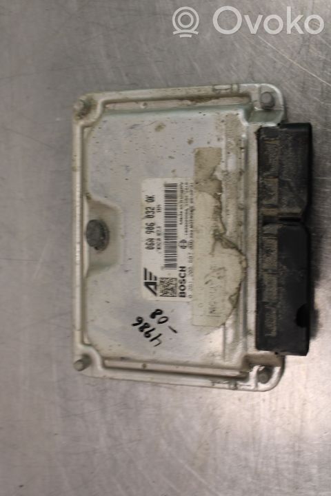 Unité de commande / module d'injection   0261208687,06A906032QK