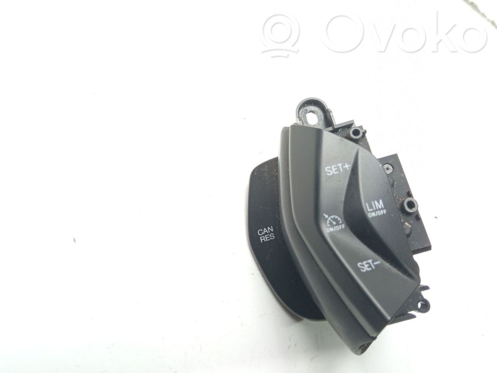 Boutons / interrupteurs volant   2122177,BK2T9E740AB