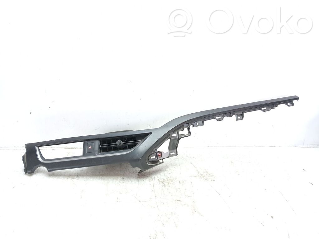 Lexus UX Dashboard trim 