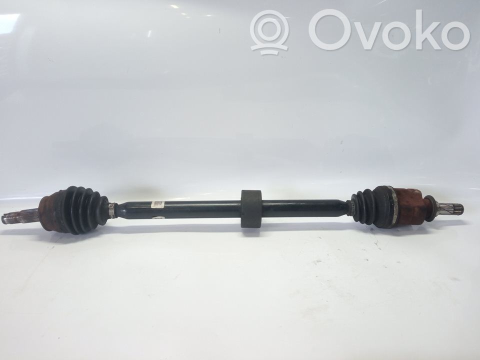 Opel Corsa D Półoś przednia 