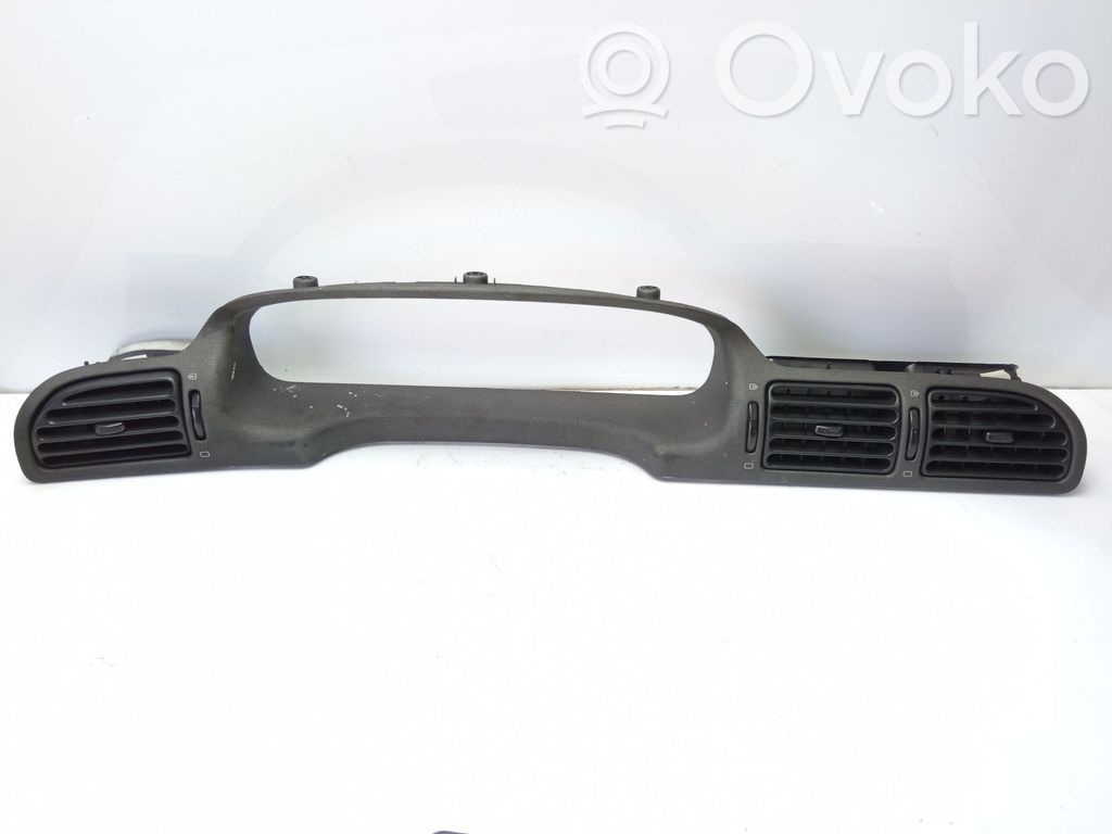 Peugeot 406 Bottom trim 