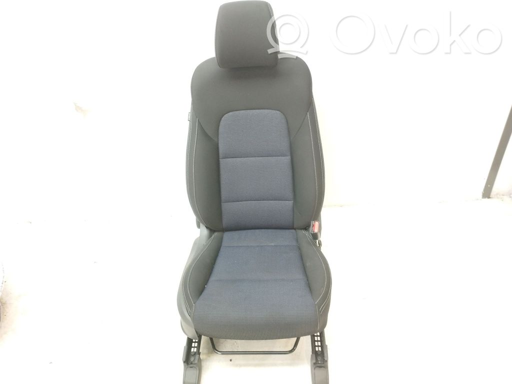 Hyundai Tucson TL Etumatkustajan istuin 