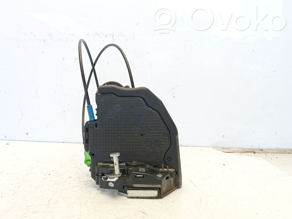 Toyota Auris E180 Zamek drzwi tylnych 