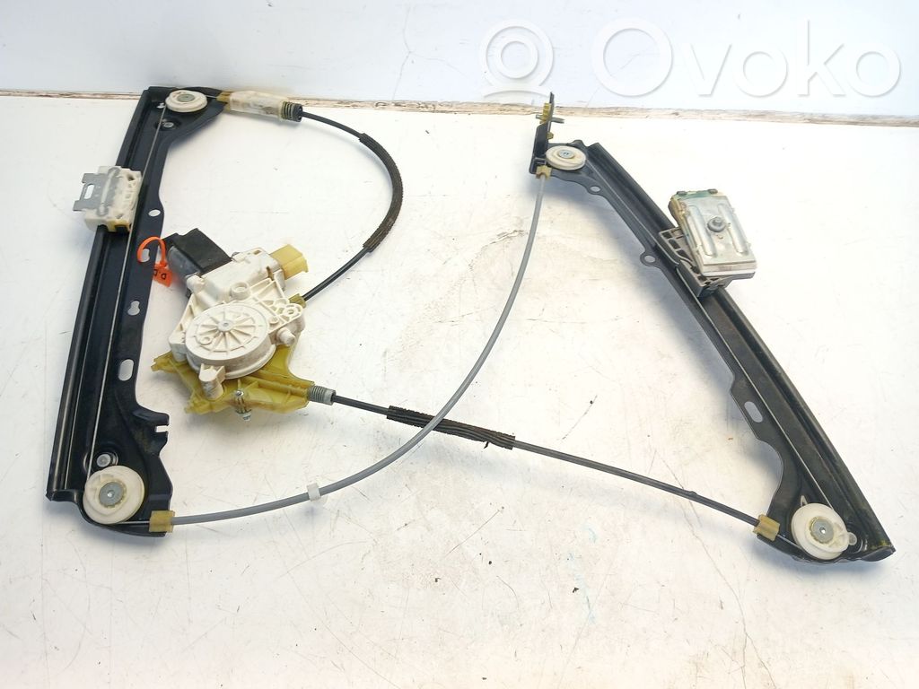 Regulador de ventanilla eléctrico de puerta delantera   51337193456
