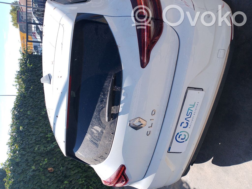 Renault Clio IV Tylna klapa bagażnika 