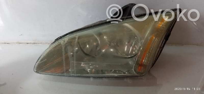Ford Focus Headlight/headlamp 