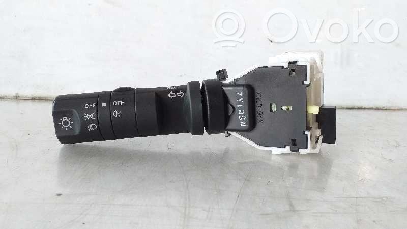 Nissan Navara Indicator stalk 