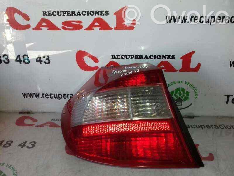 Rear/tail lights   692450112