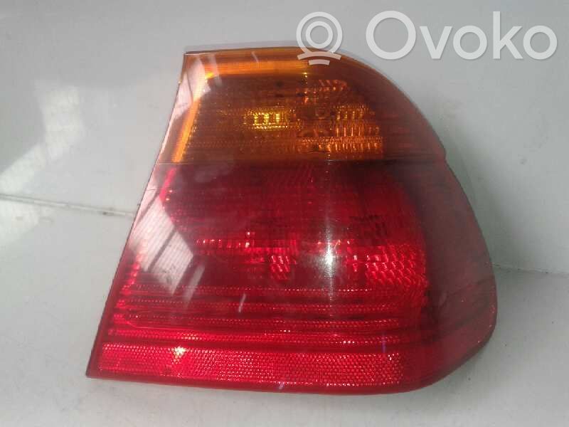 BMW 3 E46 Aizmugurējais lukturis virsbūvē 