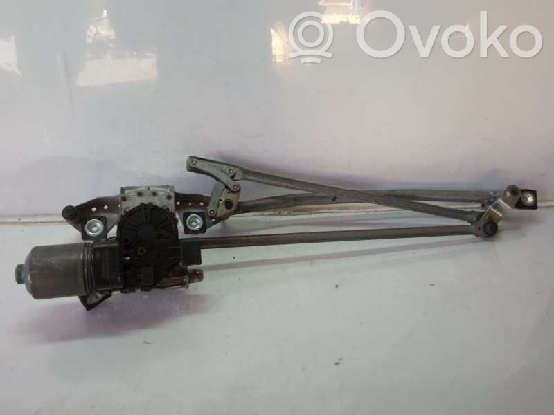 Ford Focus Takalasinpyyhkimen moottori 