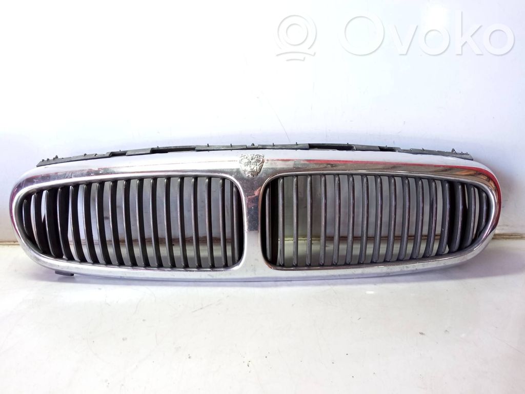 Jaguar X-Type Front grill 