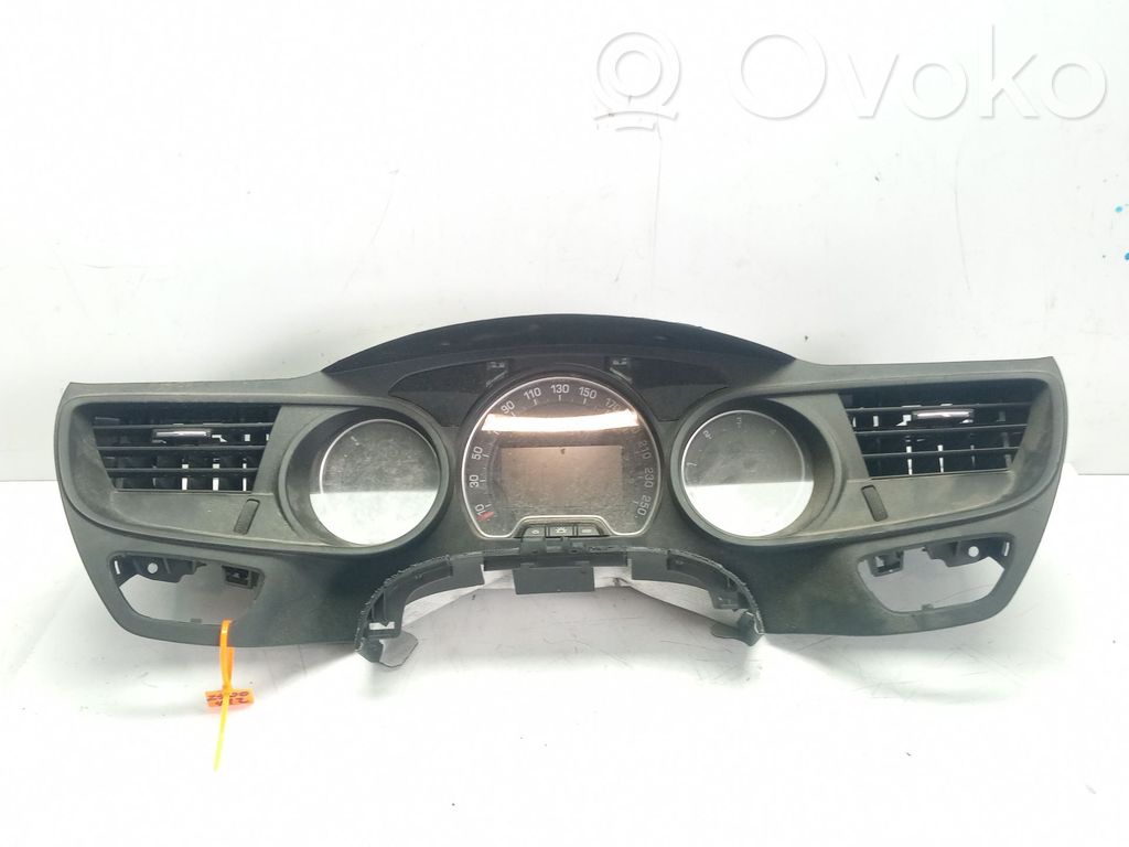 Citroen C5 Speedometer (instrument cluster) 