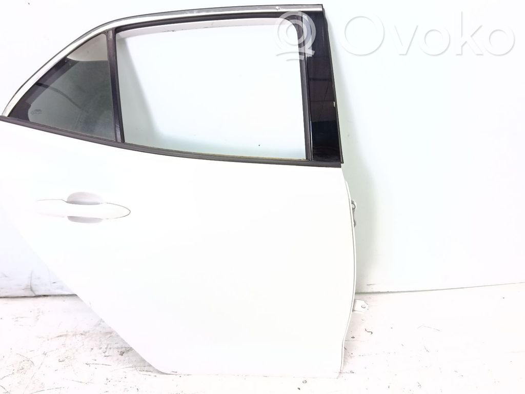 Toyota Corolla E160 E170 Galinės durys 