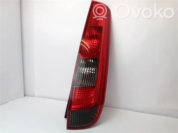 Ford Fiesta Lampă spate în caroserie 