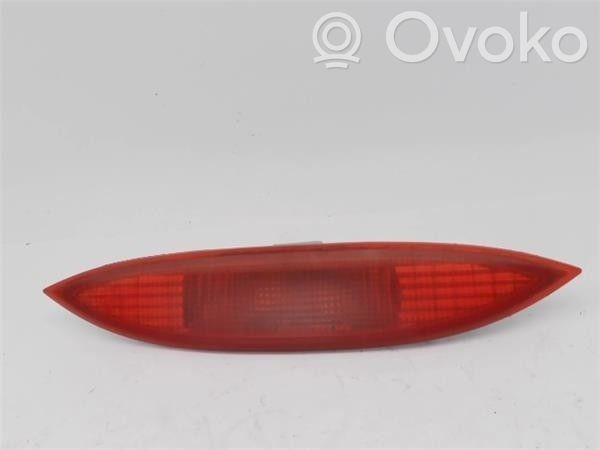 Third/center stoplight   265905U80A