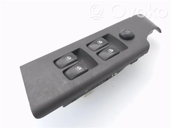 Chevrolet Aveo Electric window control switch 